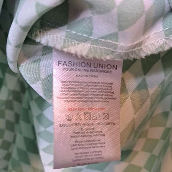 Fashion Union ASOS Plus Checkerboard Smocked Waist Blouse Puff Sleeve Size 20 - Picture 9 of 11